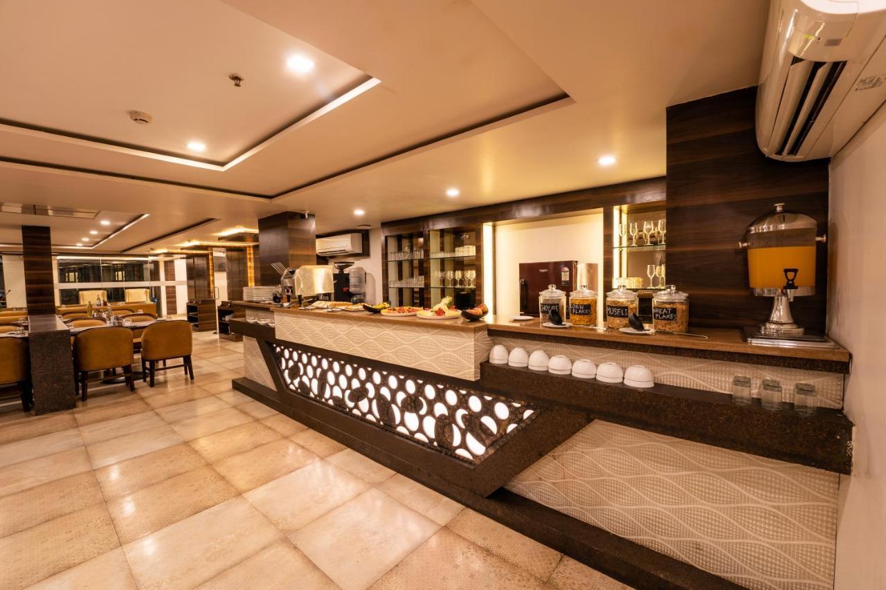 Hotel Zone Connect By The Park Parra Goa Anjuna Exterior foto
