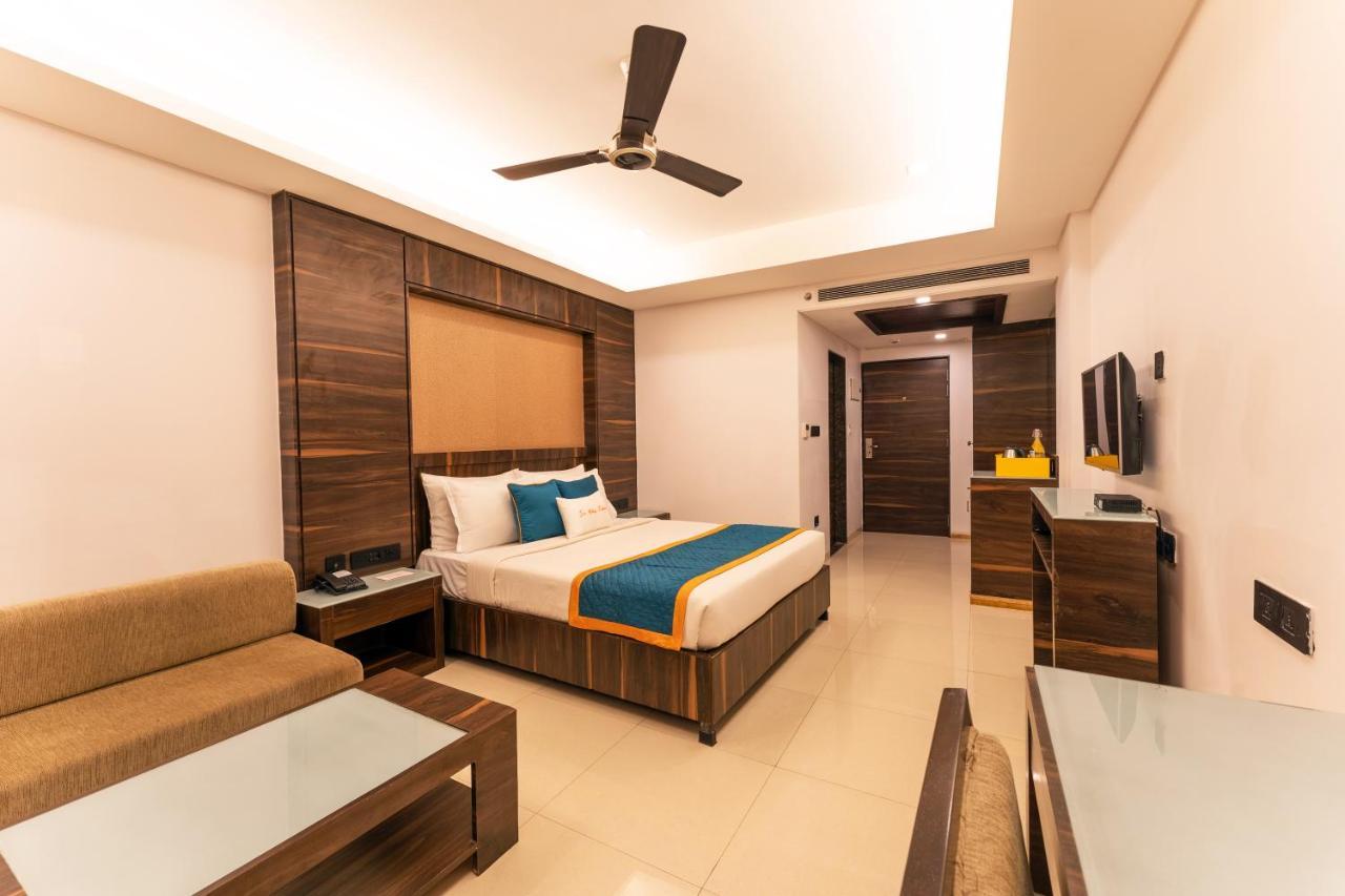 Hotel Zone Connect By The Park Parra Goa Anjuna Exterior foto