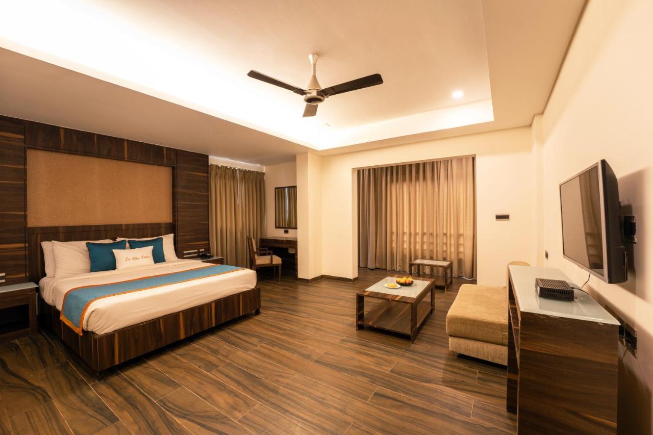 Hotel Zone Connect By The Park Parra Goa Anjuna Exterior foto