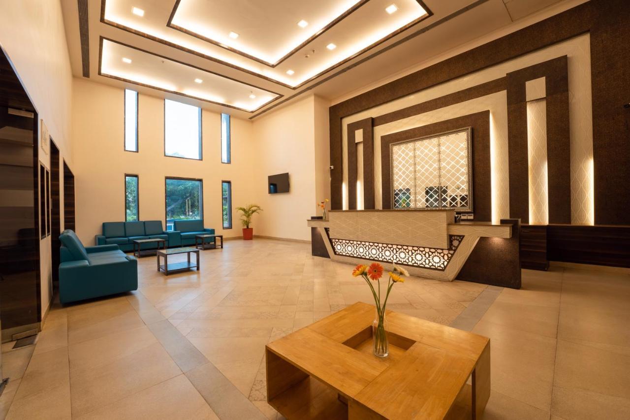 Hotel Zone Connect By The Park Parra Goa Anjuna Exterior foto